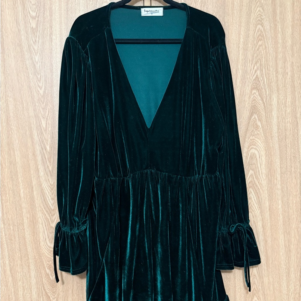 Impressions Deep Green Velvet-Like Fabric
